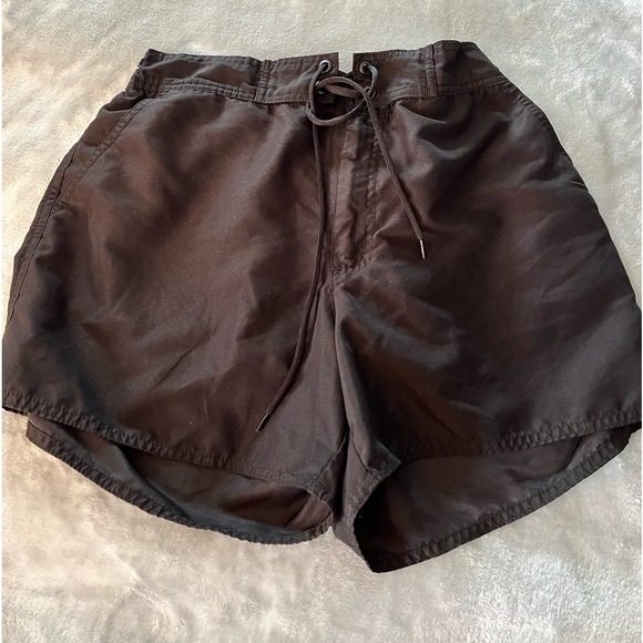 Women’s, Catalina brand, size medium, (8 to 10) black swim bottoms w/pockets! - Picture 1 of 3